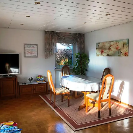 Ferienwohnung Am Wald - Naehe Funpark Zirndorf Exterior photo